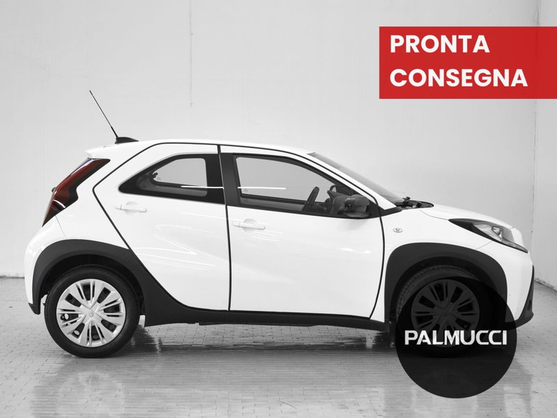 Toyota Aygo X usata a Prato (3)