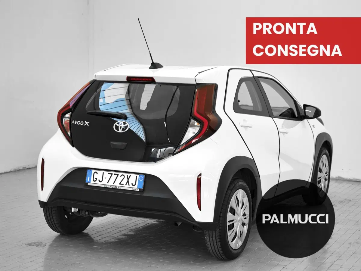 Toyota Aygo X usata a Prato (5)
