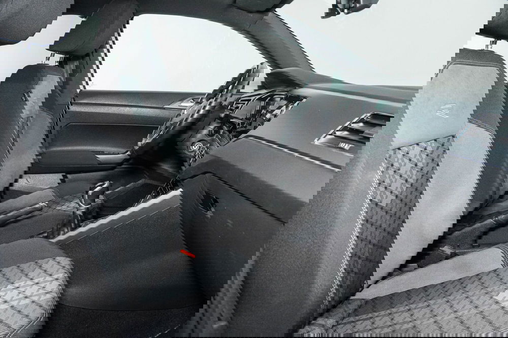 Volkswagen Taigo usata a Perugia (11)