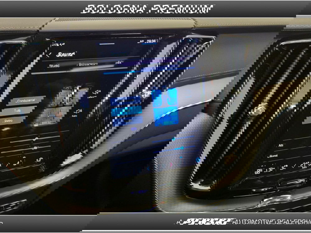 Volvo XC60 usata a Bologna (18)