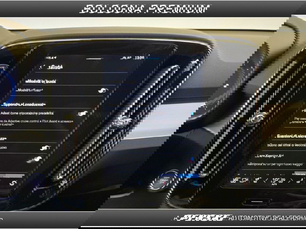 Volvo XC40 usata a Bologna (12)