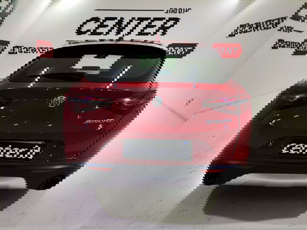 Alfa Romeo Stelvio usata a Salerno (5)