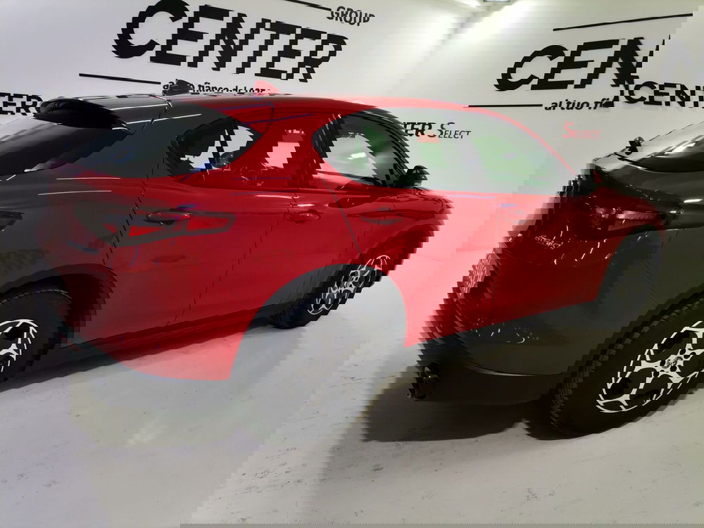 Alfa Romeo Stelvio usata a Salerno (6)