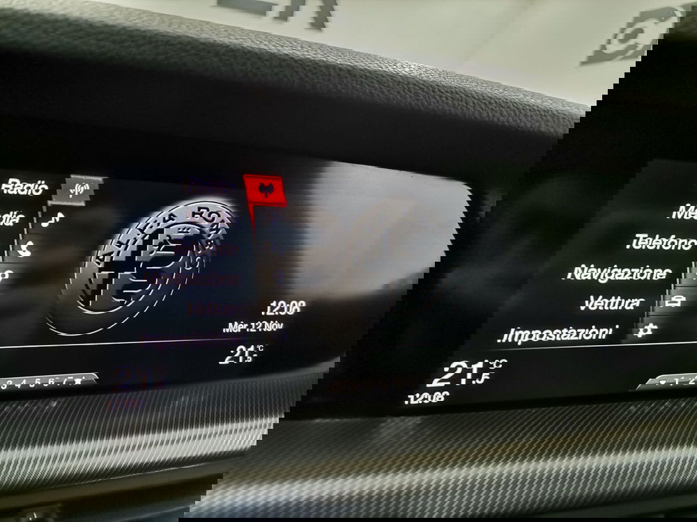 Alfa Romeo Stelvio usata a Salerno (12)