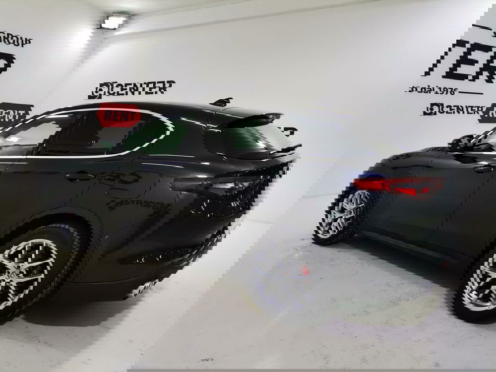 Alfa Romeo Stelvio usata a Salerno (4)