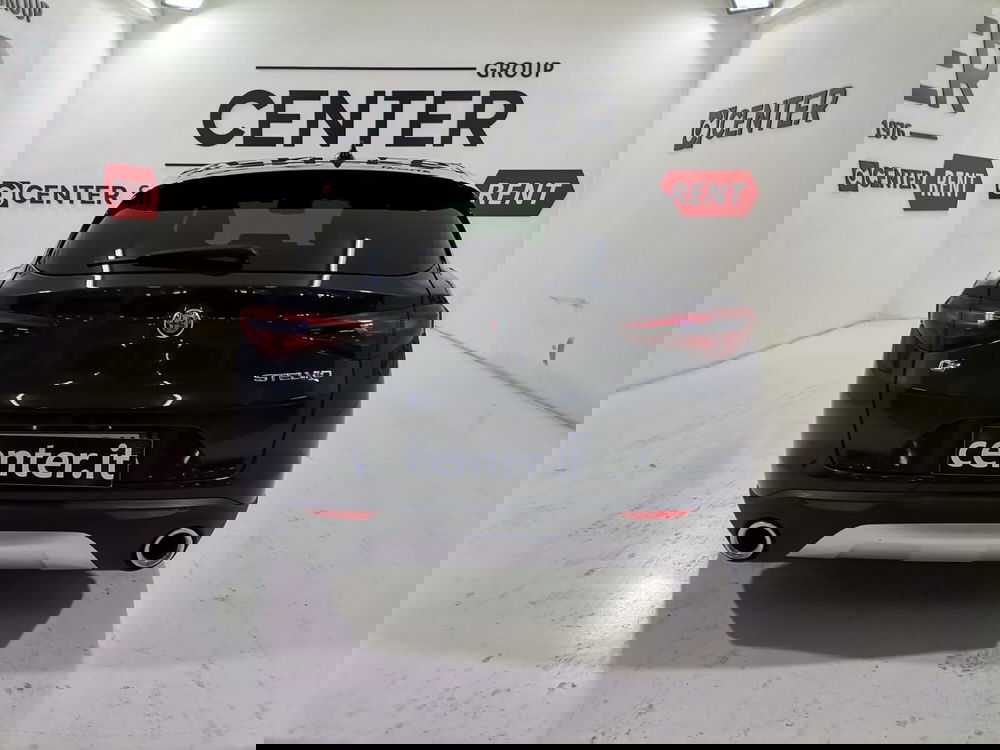 Alfa Romeo Stelvio usata a Salerno (5)