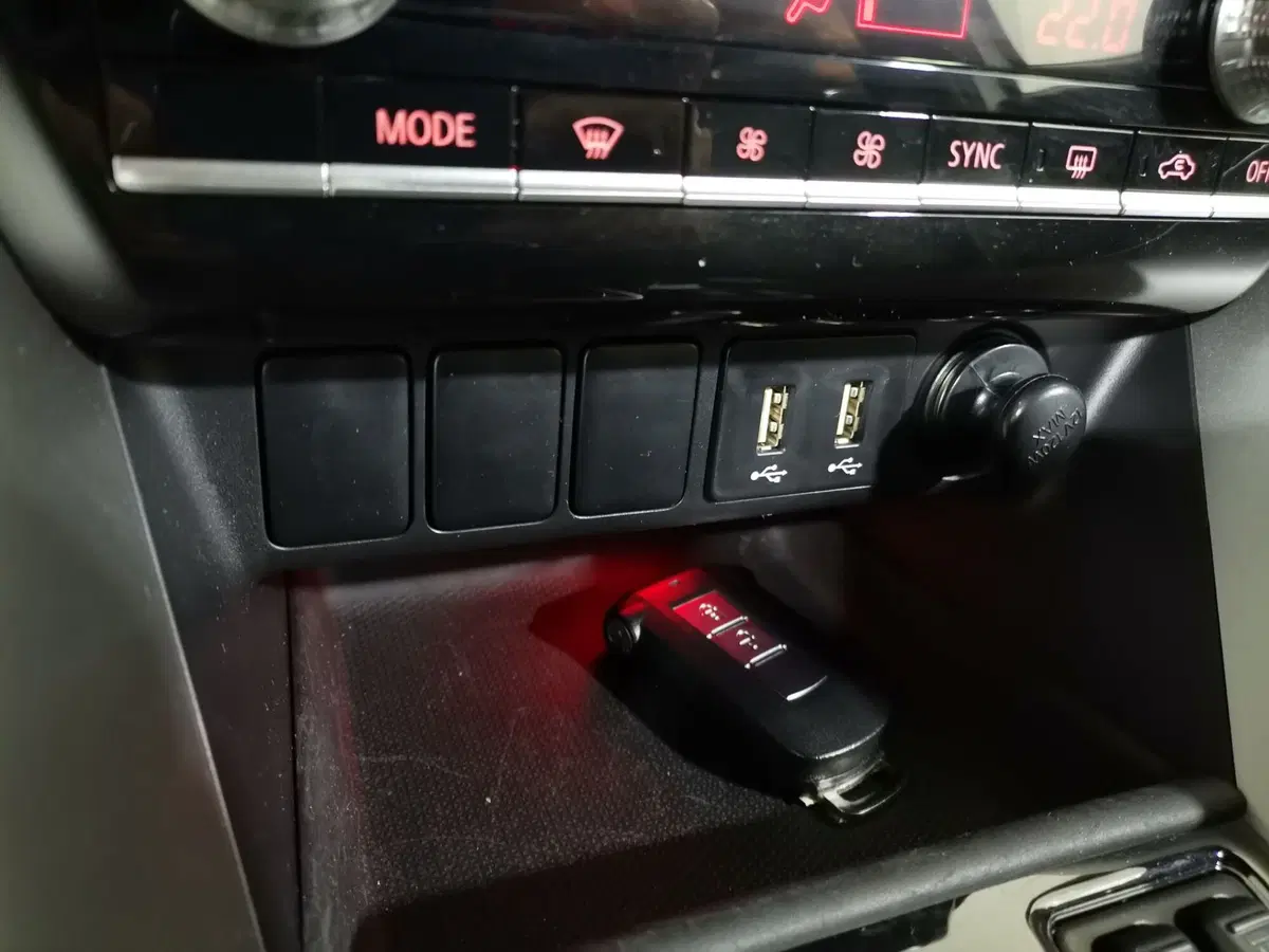 Mitsubishi Eclipse usata a Salerno (17)