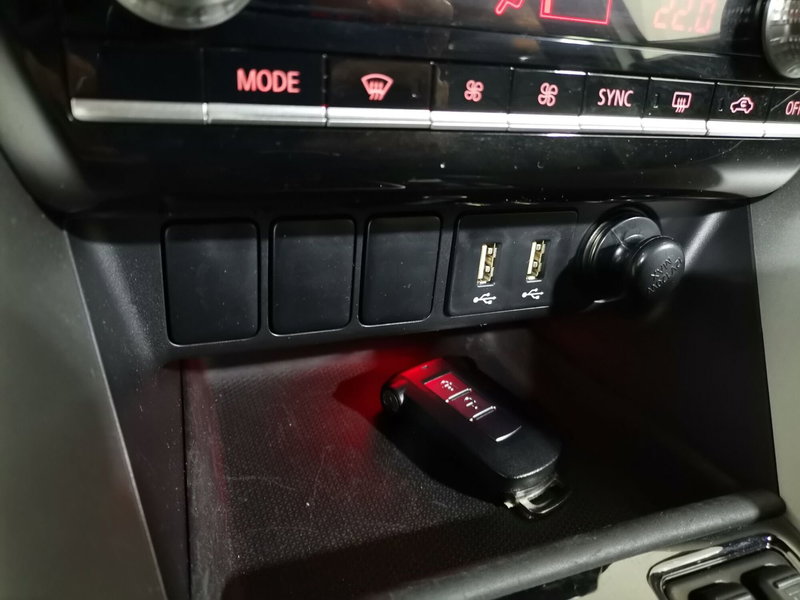 Mitsubishi Eclipse usata a Salerno (17)