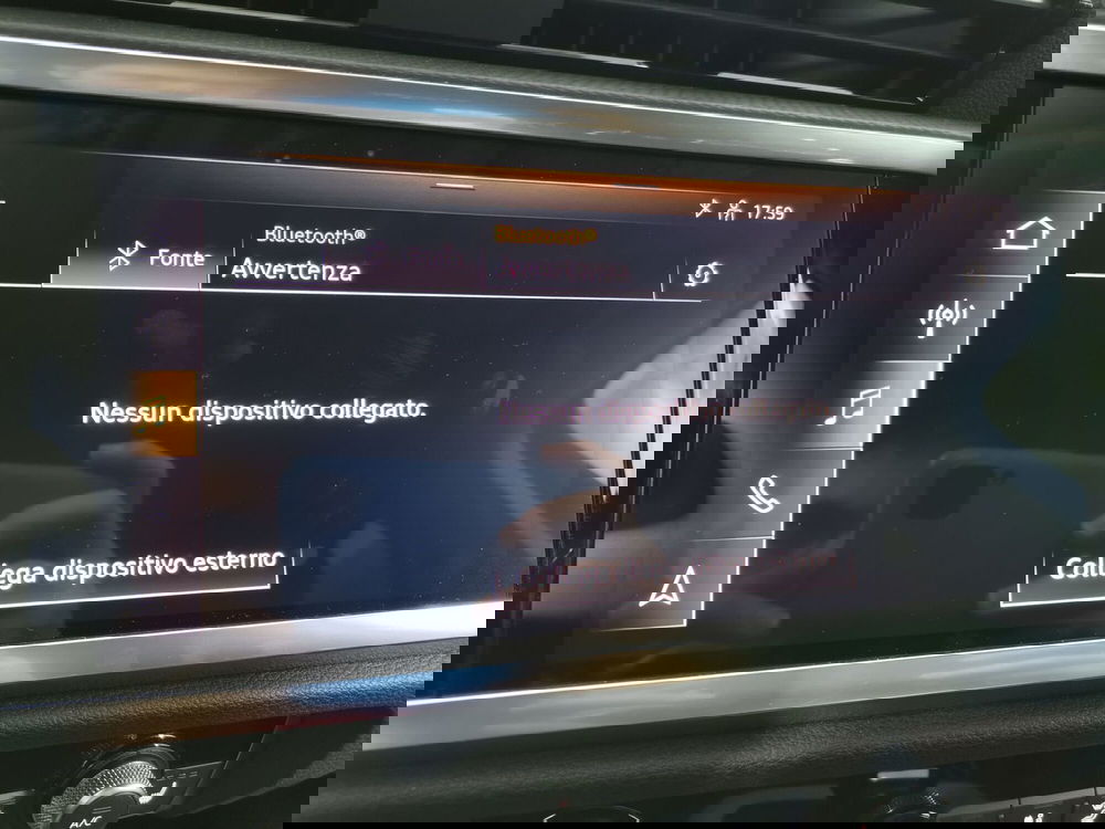 Audi Q3 Sportback usata a Salerno (16)