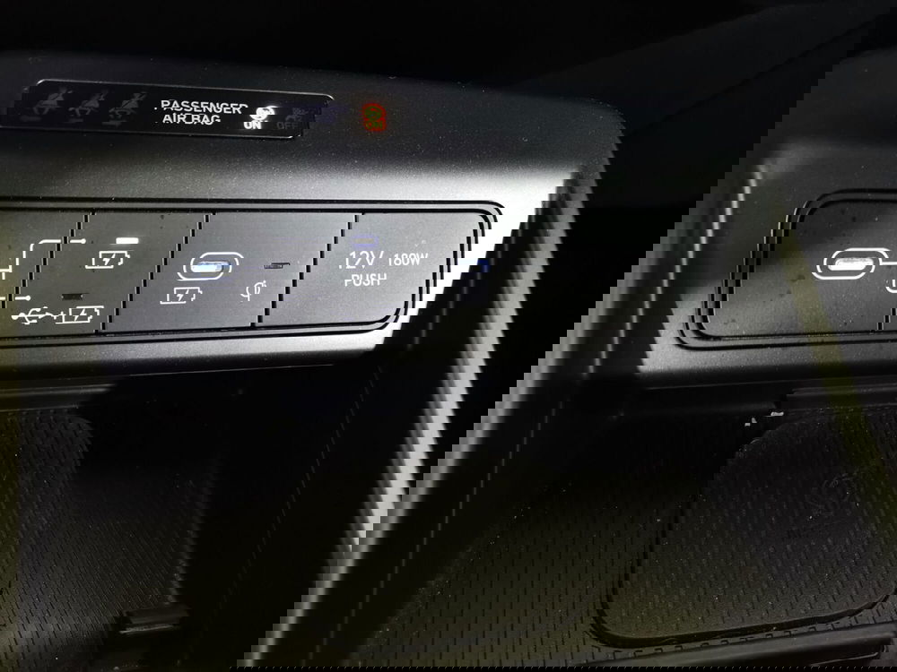 Hyundai Kona usata a Salerno (18)