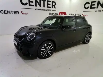 MINI Mini 2.0 Cooper S JCW 5 porte del 2025 usata a Salerno
