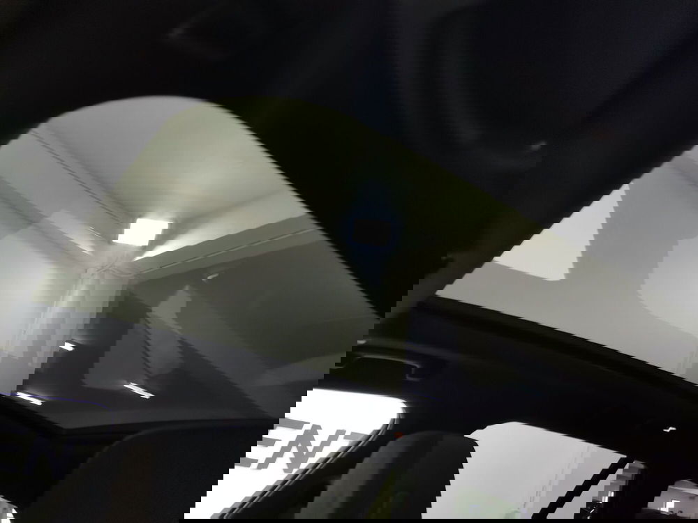 BMW Serie 5 Touring nuova a Salerno (11)