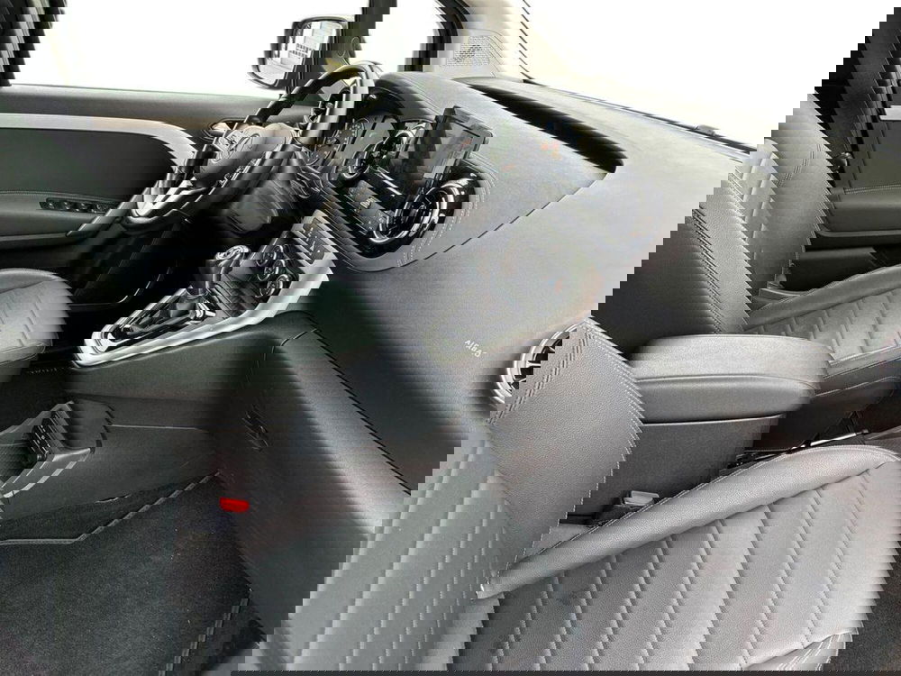 Mercedes-Benz Classe B usata a Milano (15)