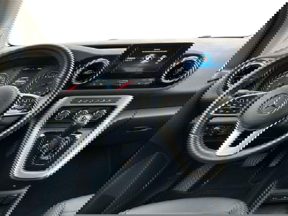 Mercedes-Benz Classe B usata a Milano (9)