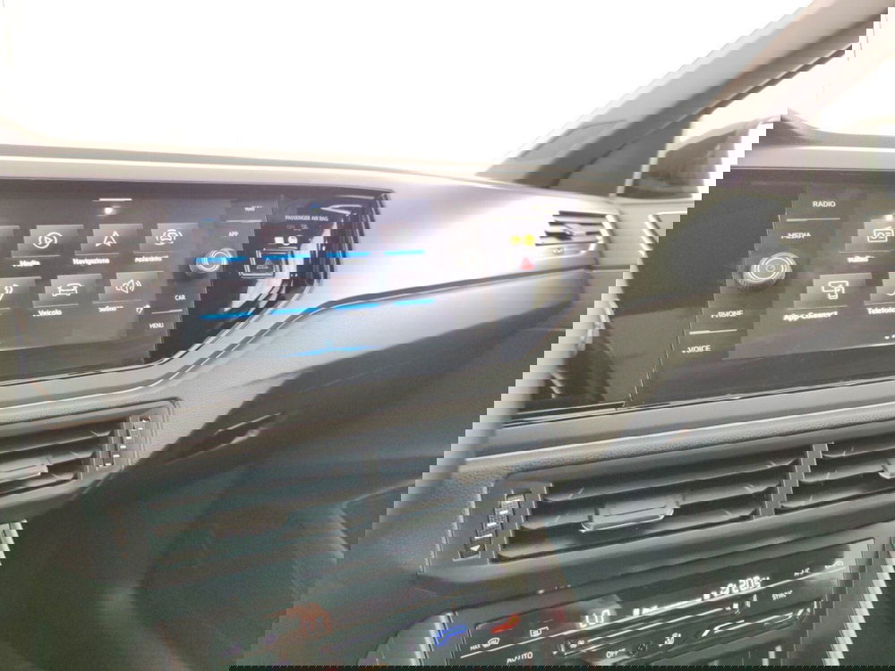 Volkswagen Taigo usata a Massa-Carrara (14)