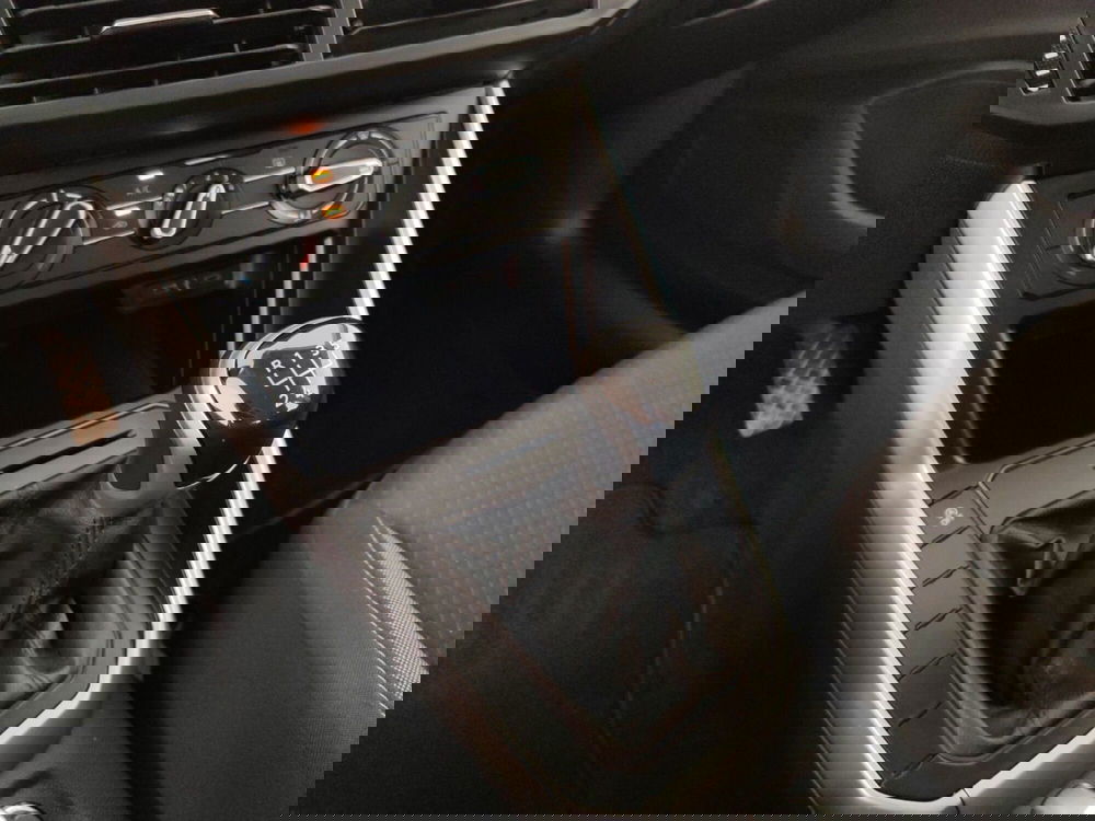 Volkswagen Taigo usata a Massa-Carrara (11)