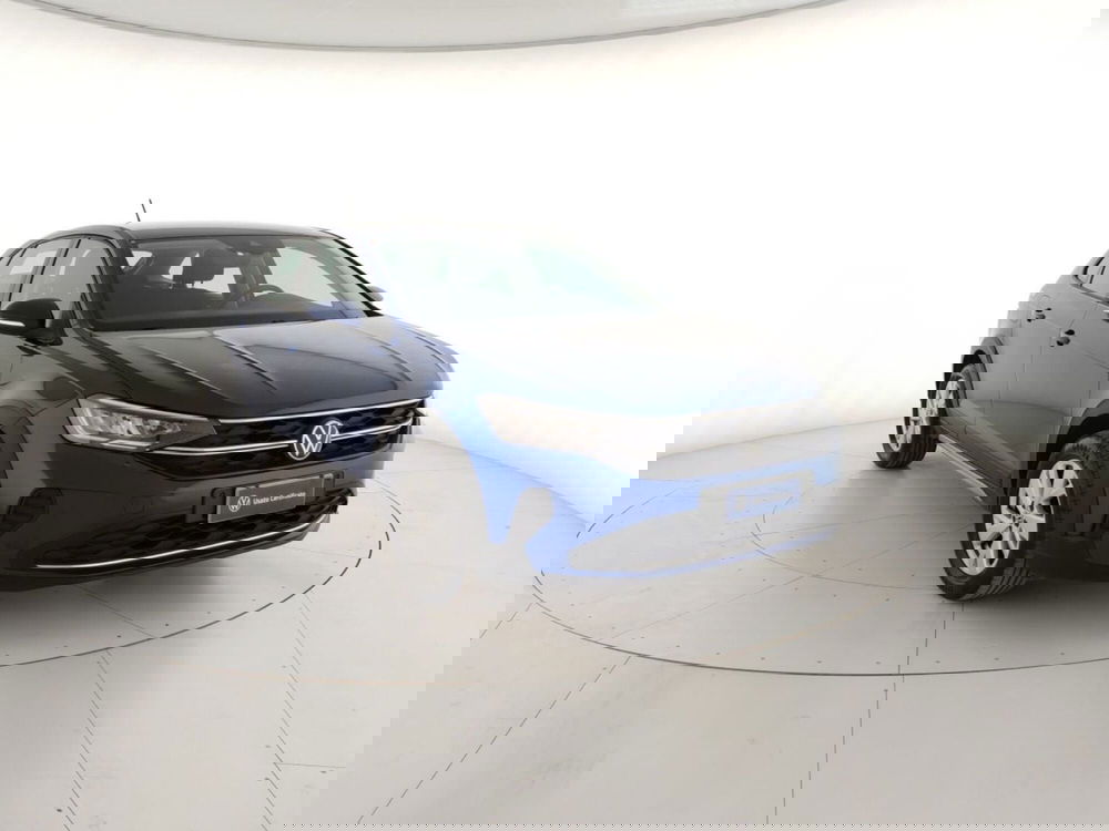 Volkswagen Taigo usata a Massa-Carrara (4)