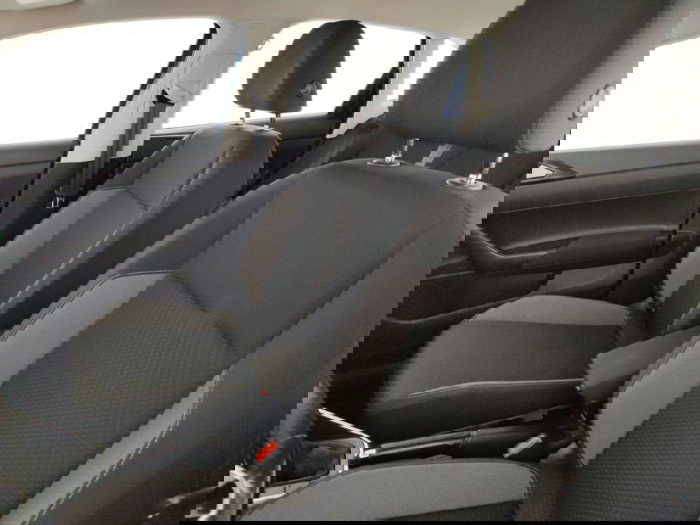 Volkswagen Taigo usata a Massa-Carrara (9)