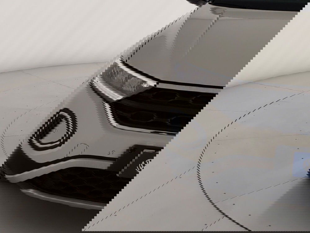 Volkswagen T-Roc usata a Massa-Carrara (5)