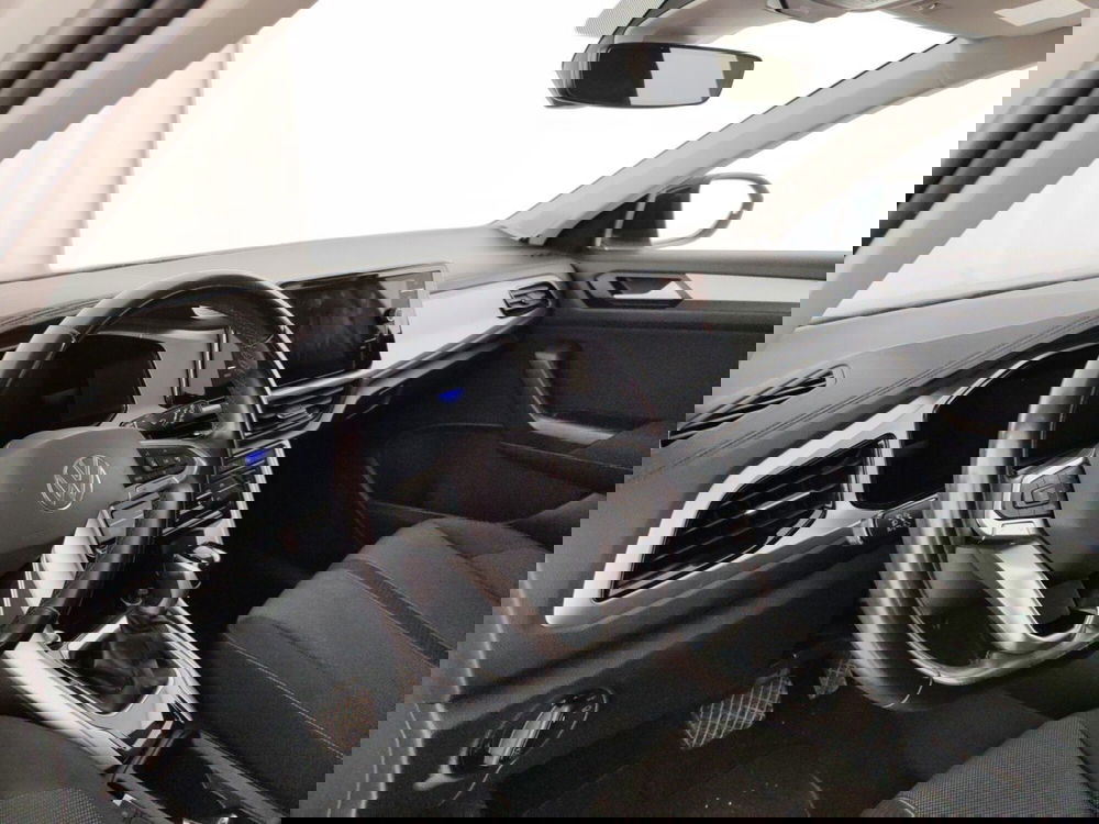 Volkswagen T-Roc usata a Massa-Carrara (8)