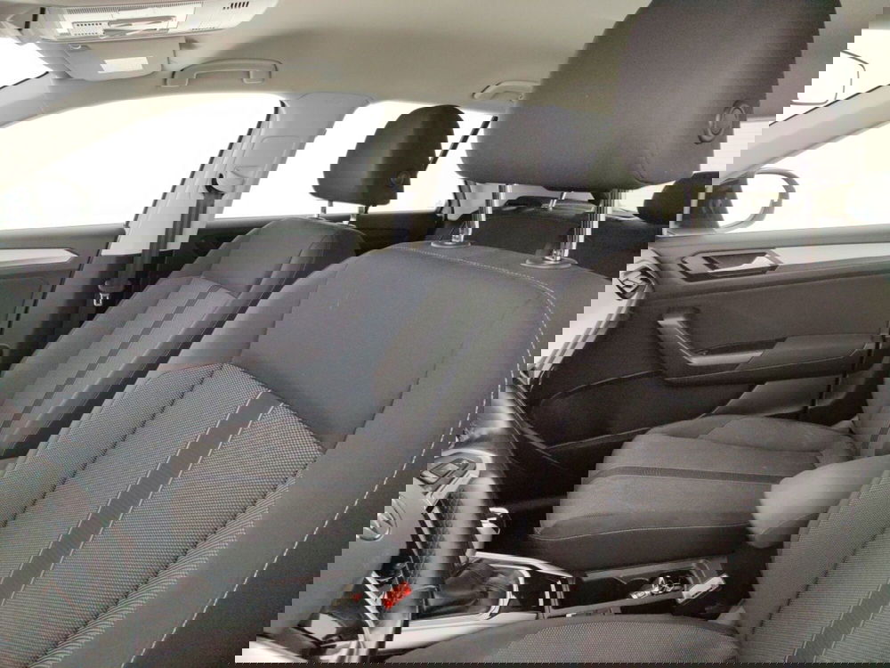 Volkswagen T-Roc usata a Massa-Carrara (9)