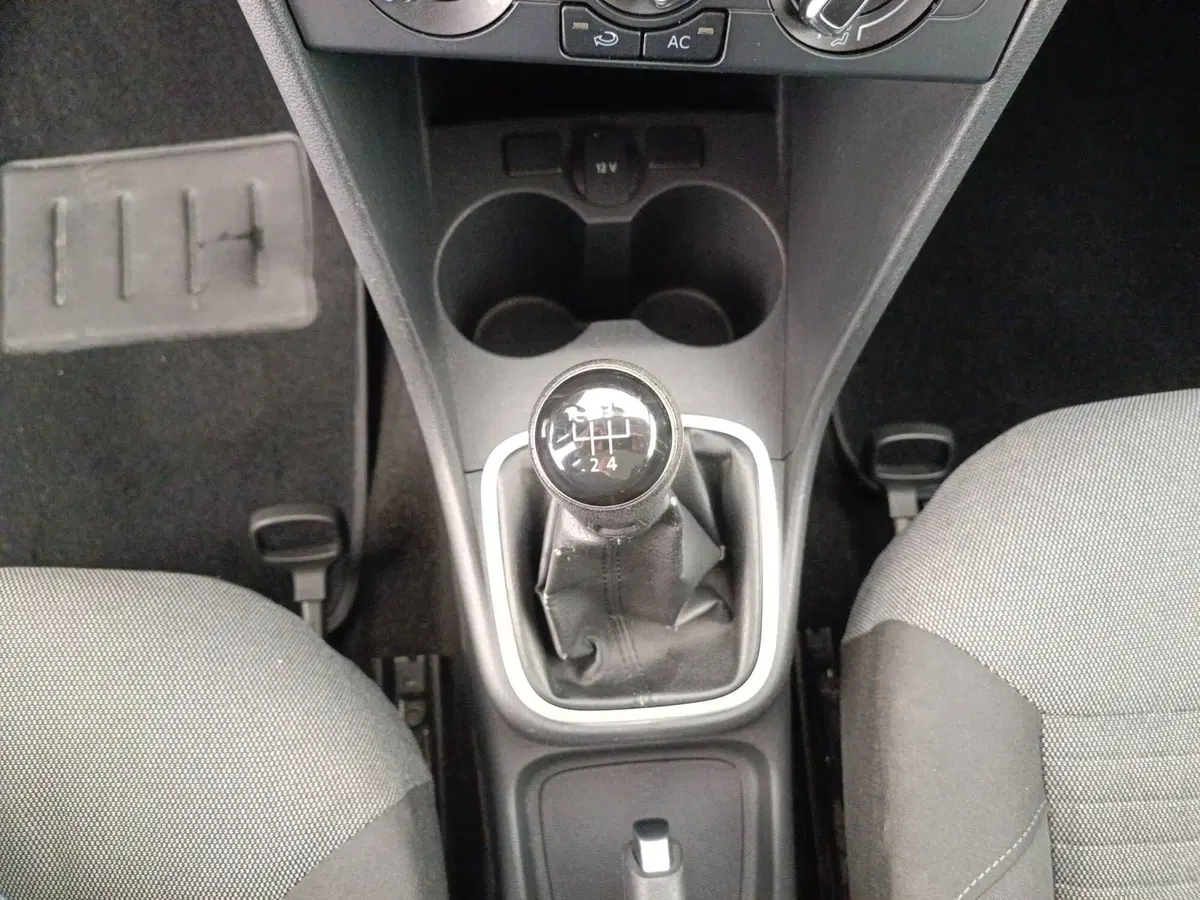 Volkswagen Polo usata a Treviso (17)