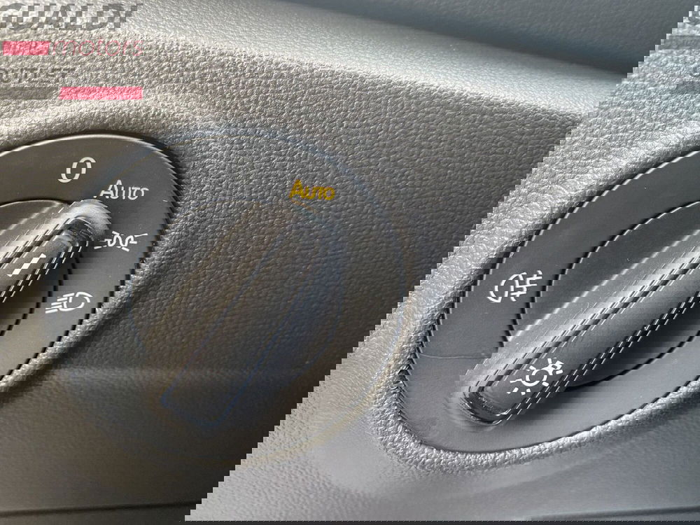 Volkswagen T-Roc usata a Modena (9)