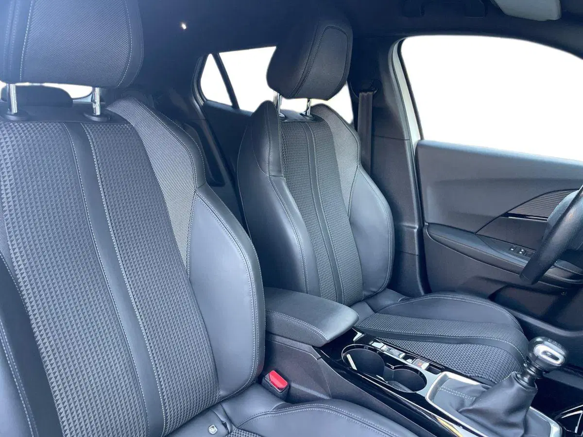 Peugeot 2008 usata a Salerno (16)