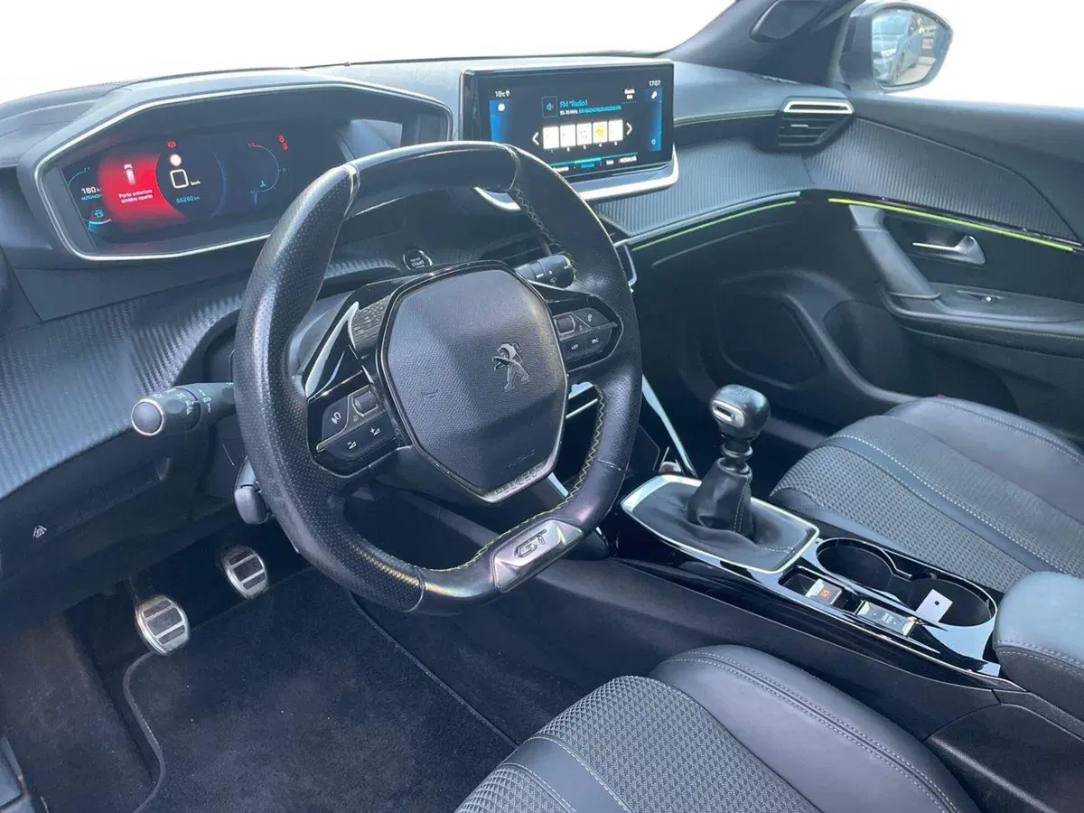 Peugeot 2008 usata a Salerno (9)