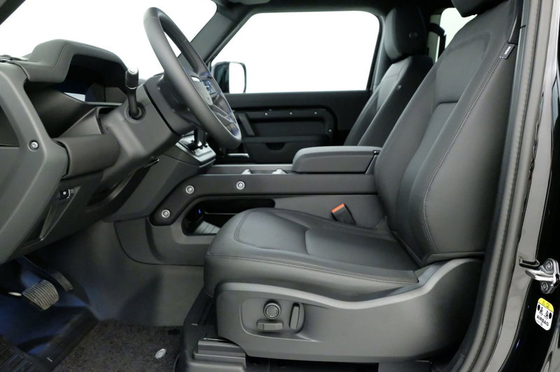 Land Rover Defender usata a Mantova (10)