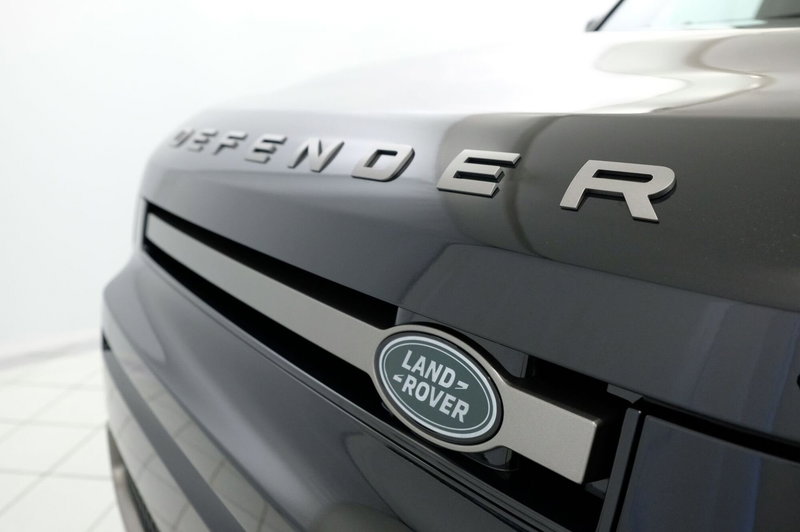 Land Rover Defender usata a Mantova (14)
