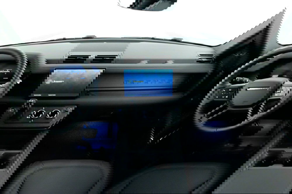 Land Rover Defender usata a Mantova (4)