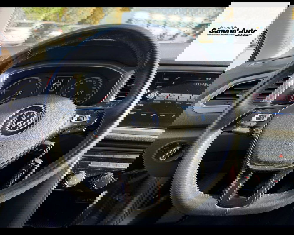 Volkswagen T-Roc usata a Lucca (11)