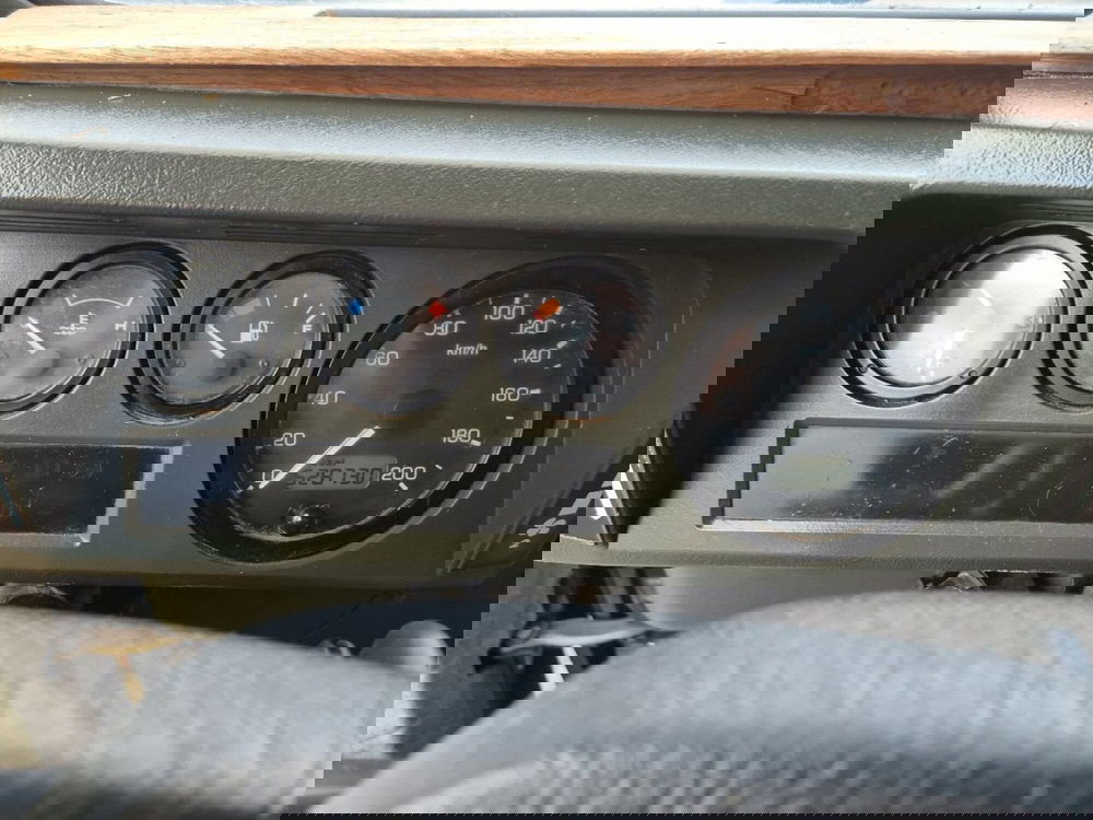 Land Rover Defender usata a Arezzo (17)