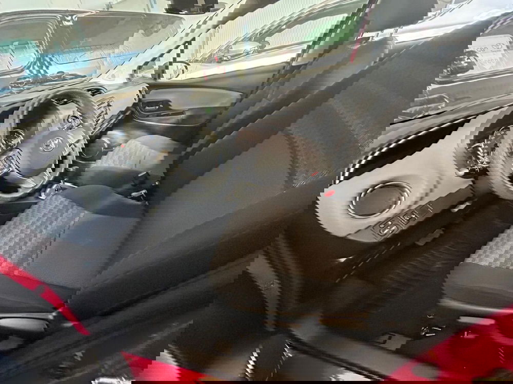 Toyota Yaris usata a Bergamo (12)