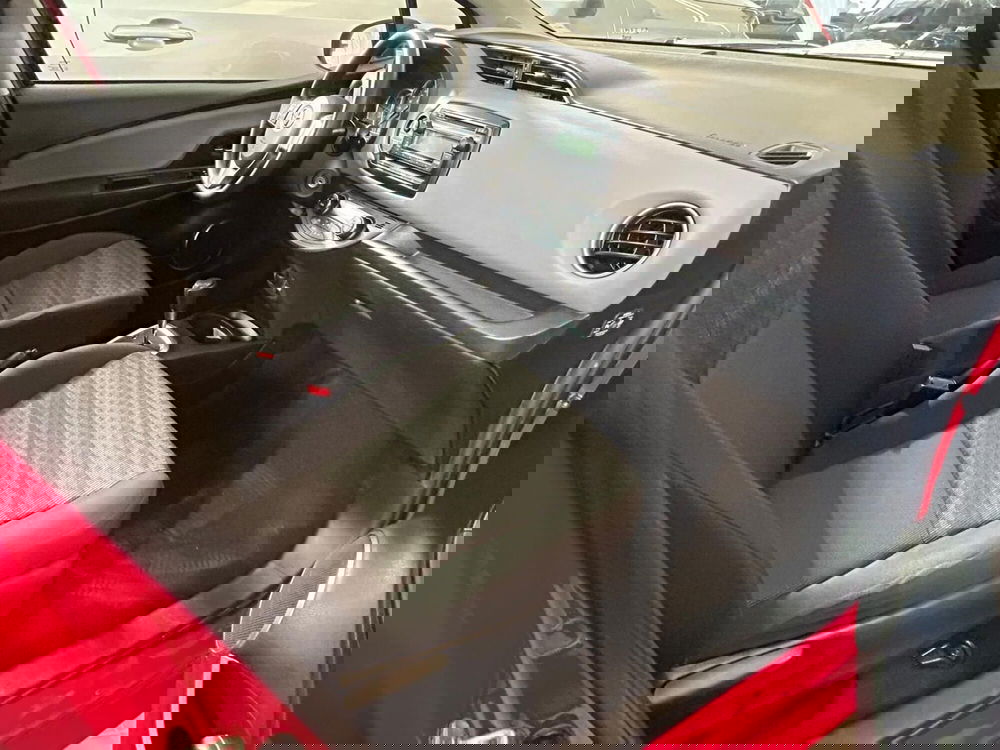 Toyota Yaris usata a Bergamo (7)