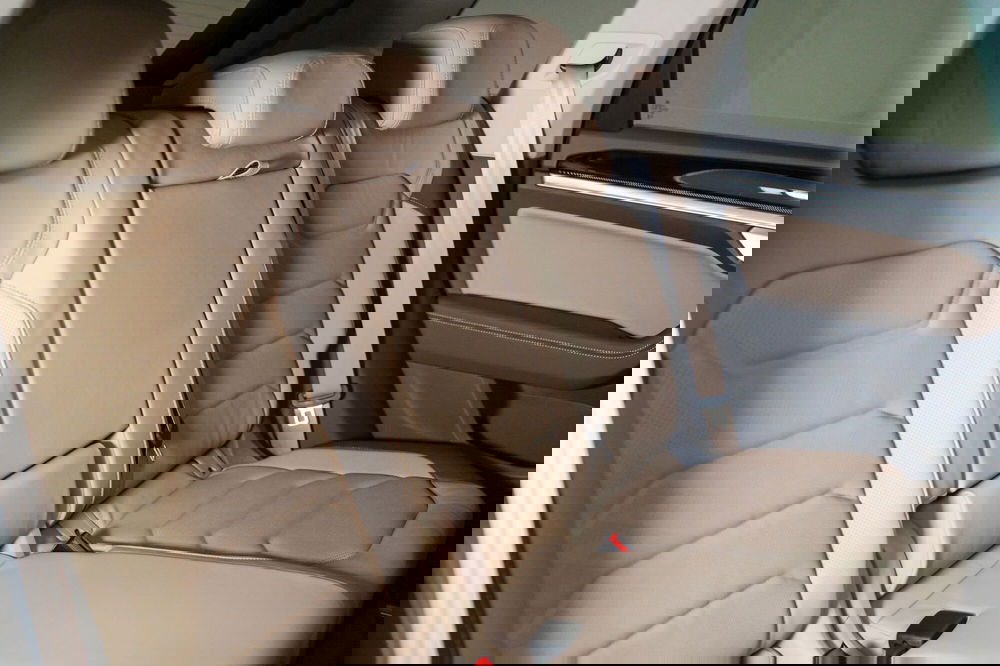 Volkswagen Touareg usata a Varese (12)