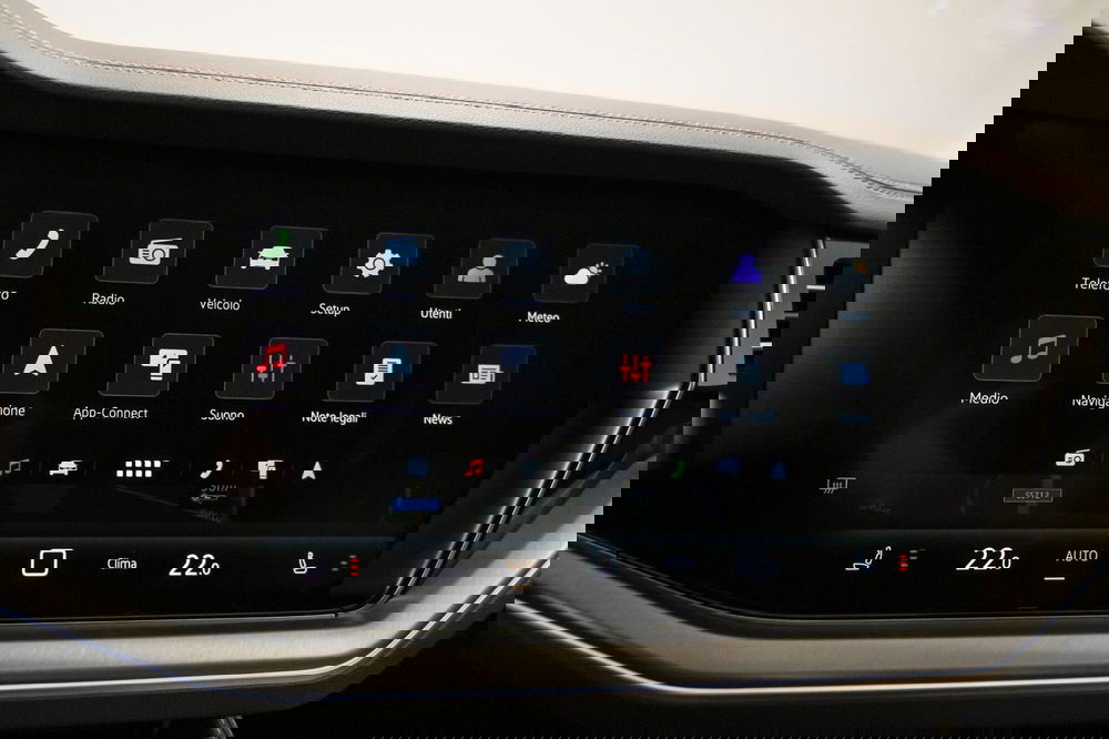 Volkswagen Touareg usata a Varese (15)