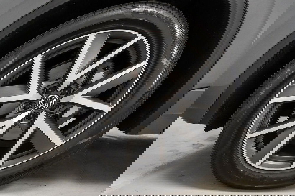 Volkswagen Touareg usata a Varese (7)