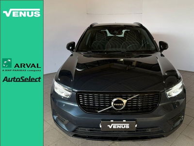 Volvo XC40 T4 Recharge Plug-in Hybrid R-design del 2022 usata a Monza