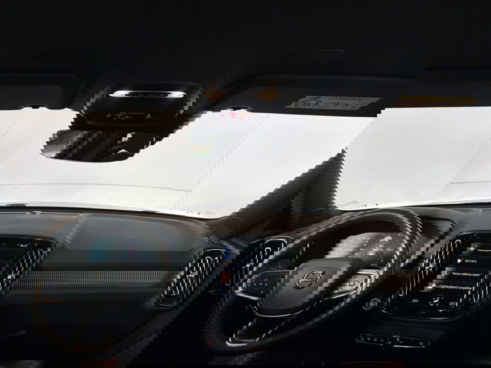 Volvo XC40 usata a Monza e Brianza (9)