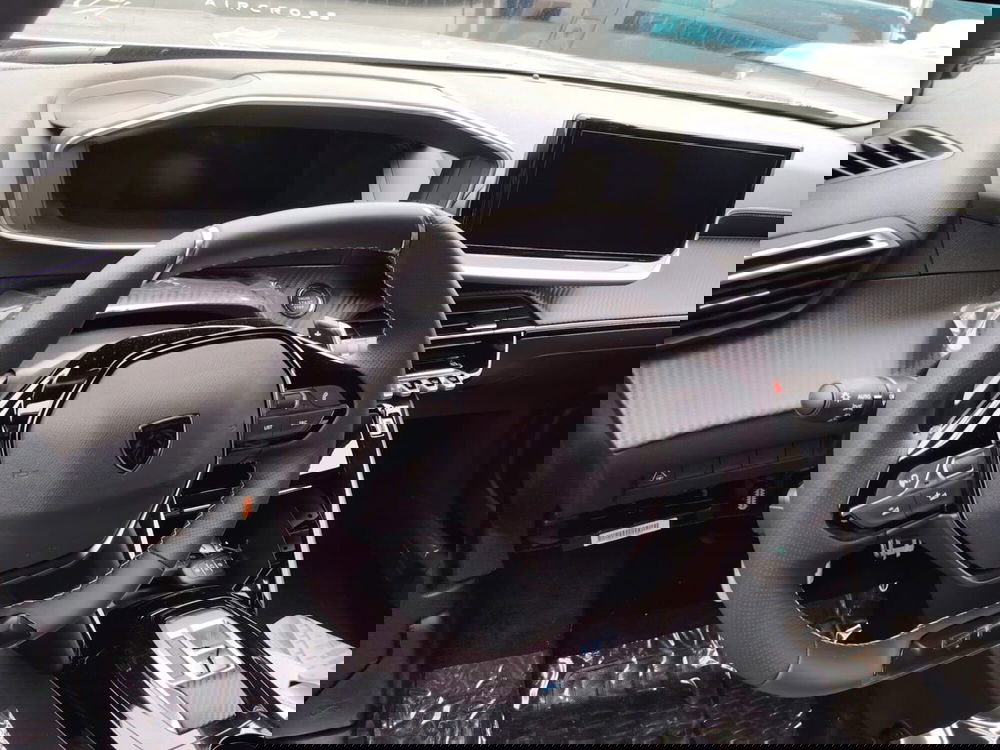 Peugeot 2008 nuova a Salerno (5)