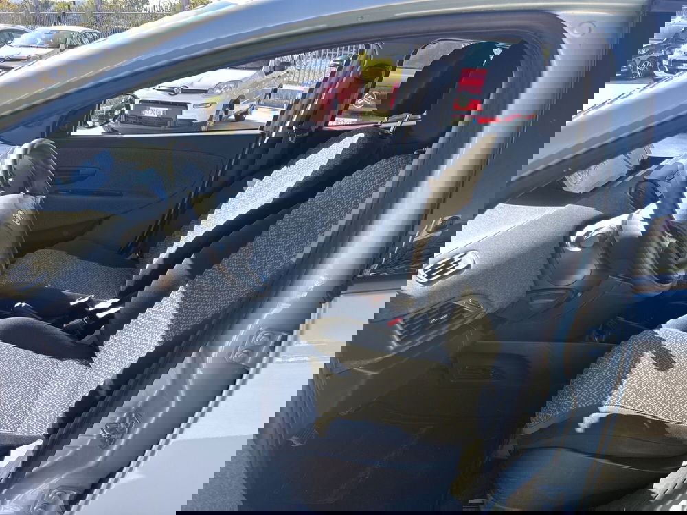 Lancia Ypsilon usata a Frosinone (16)