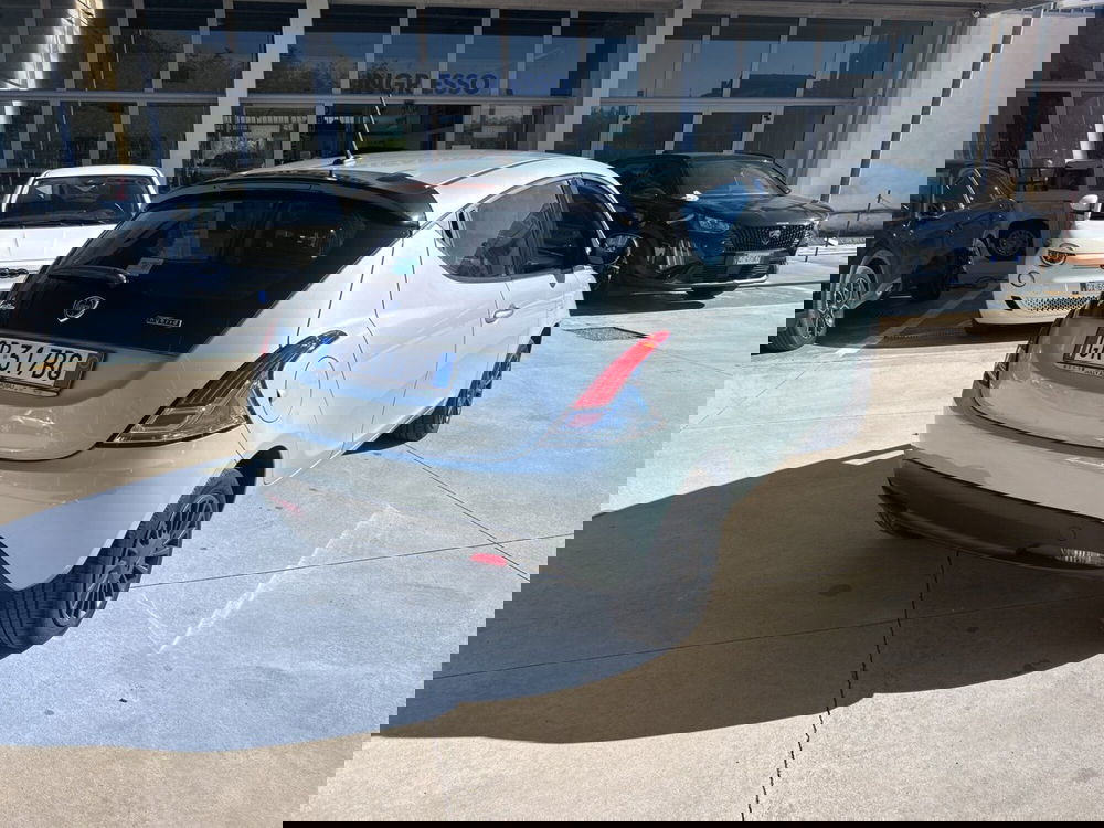 Lancia Ypsilon usata a Frosinone (3)