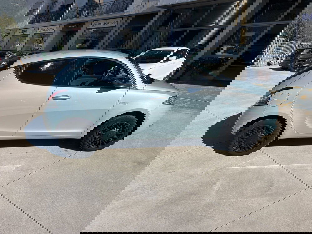 Lancia Ypsilon usata a Frosinone (7)