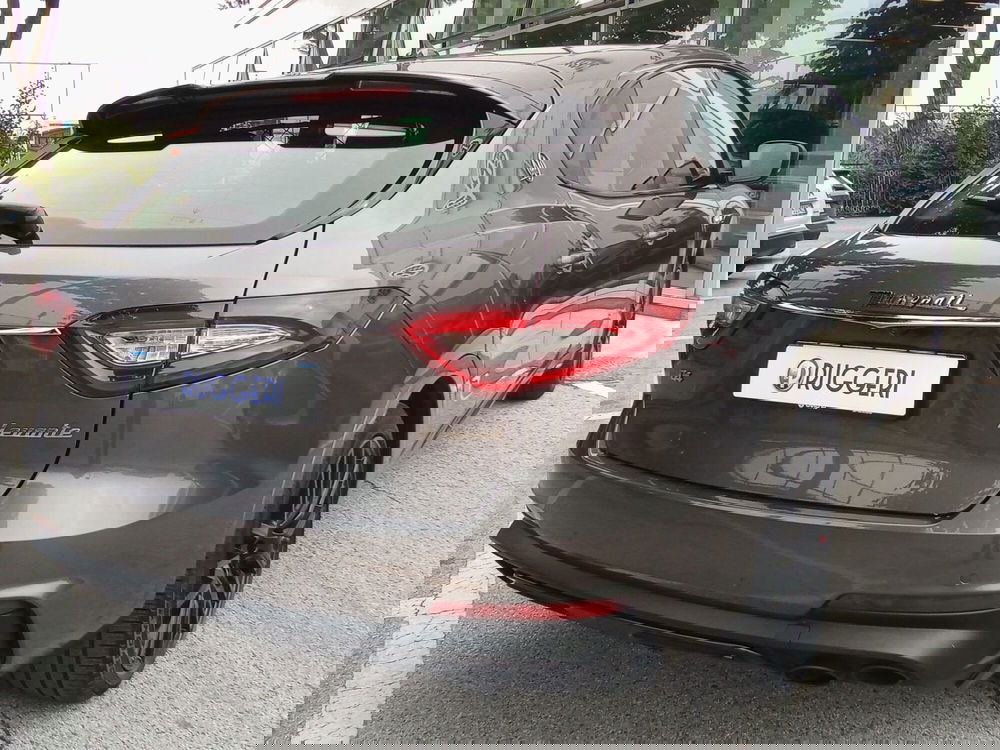 Maserati Levante usata a Rimini (8)