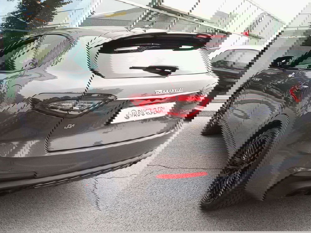 Maserati Levante usata a Rimini (9)