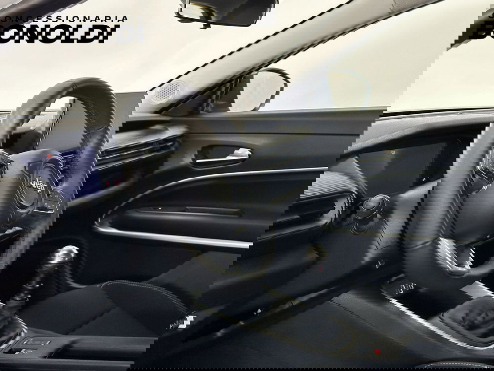 Jeep Avenger usata a Brescia (7)