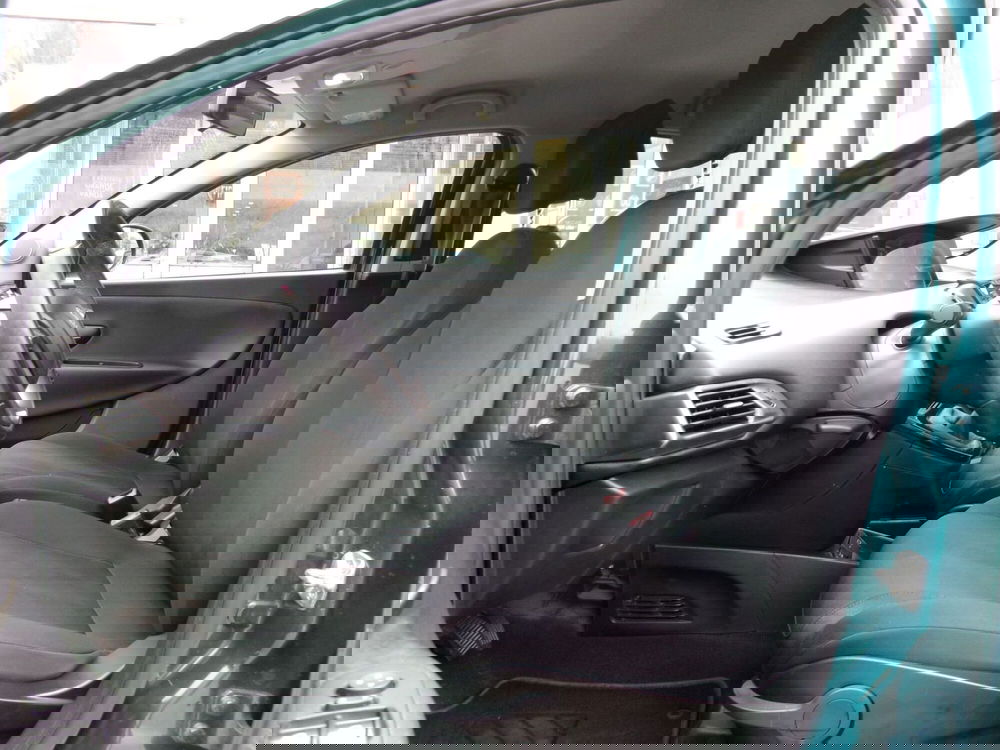 Lancia Ypsilon usata a Venezia (10)