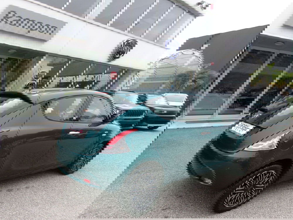 Lancia Ypsilon usata a Venezia (3)